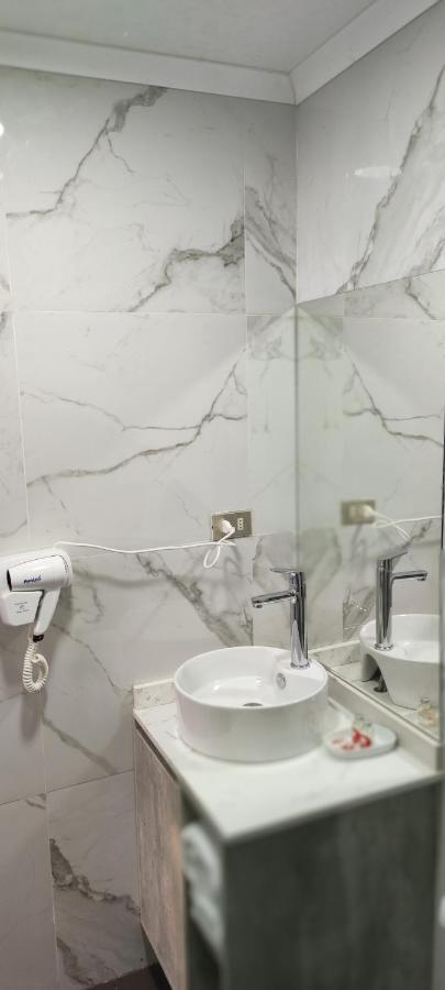 Hotel Real Linares Esterno foto